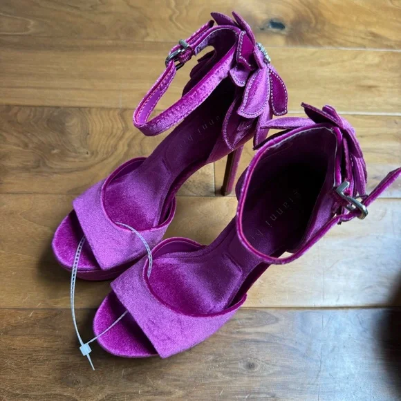 NWT Gianni Bini Karmello Velvet Flower Ankle Strap Platform Dress Sandals - Picture 4 of 10